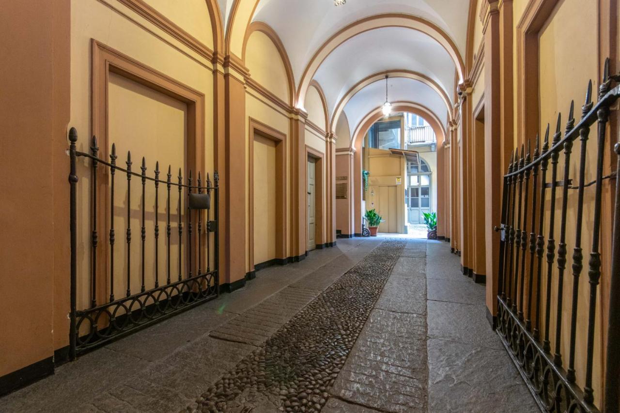 Апартаменти Studio In Piazza Della Consolata By Wonderful Italy Турин Екстер'єр фото